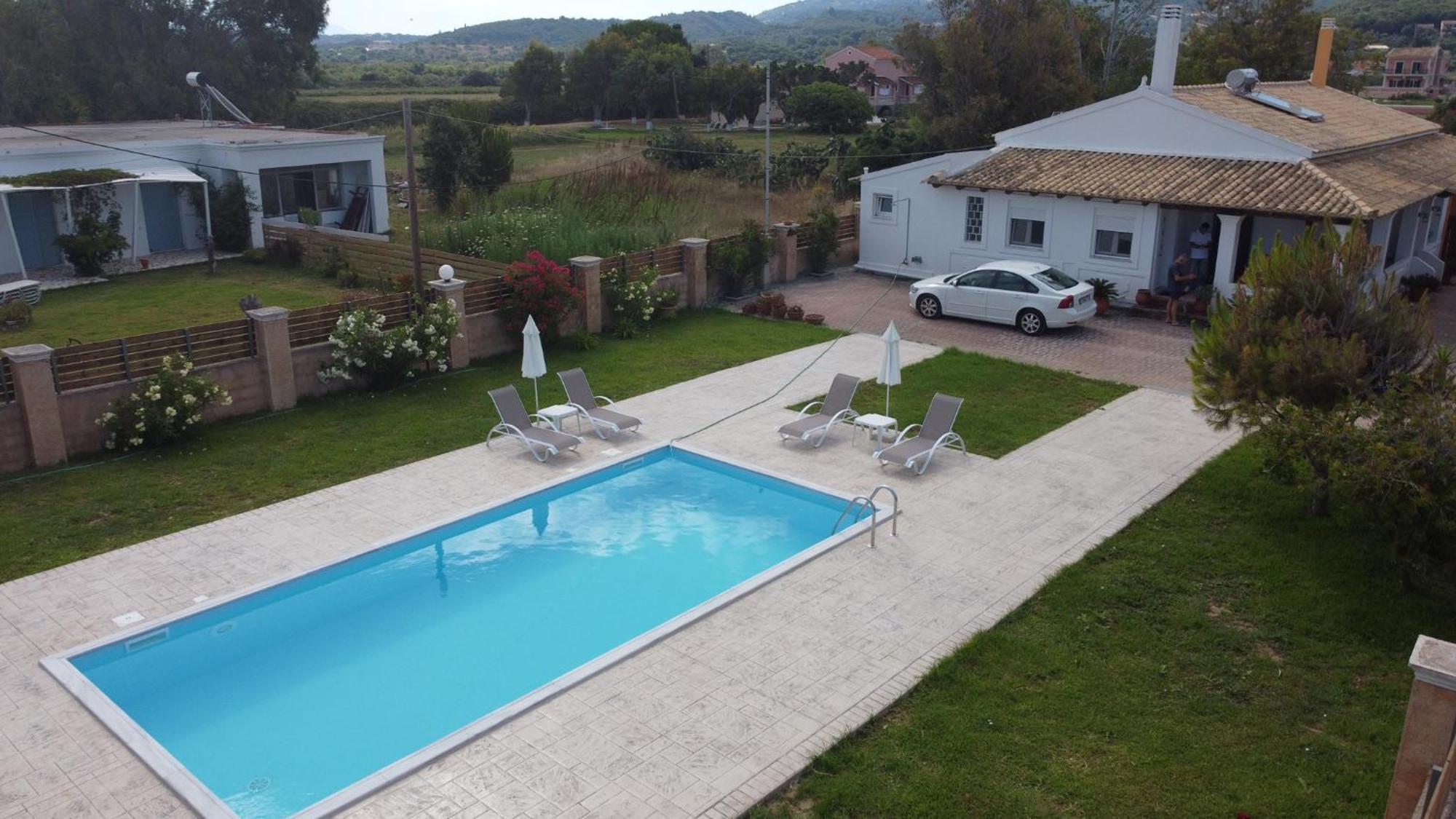 Almyra Beach House Corfu Almiros Beach ภายนอก รูปภาพ