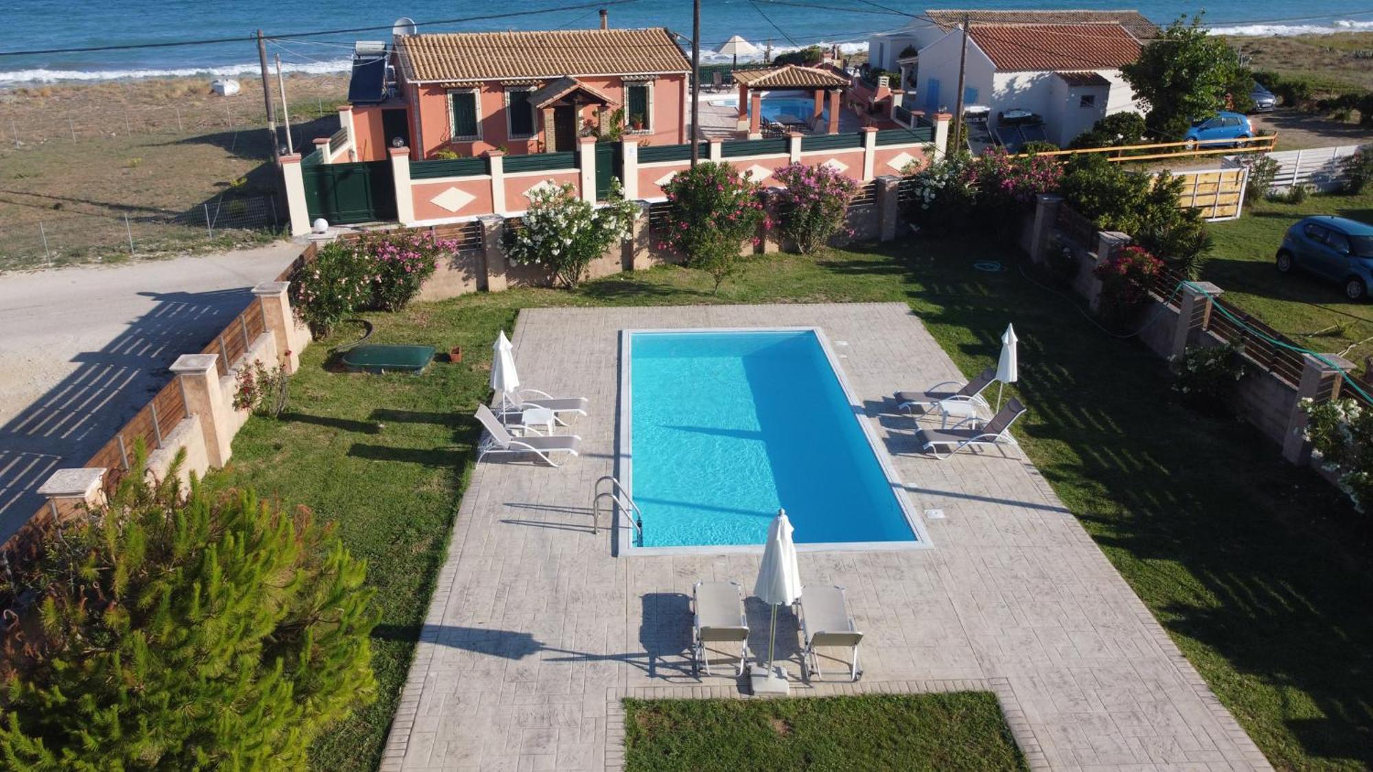 Almyra Beach House Corfu Almiros Beach ภายนอก รูปภาพ