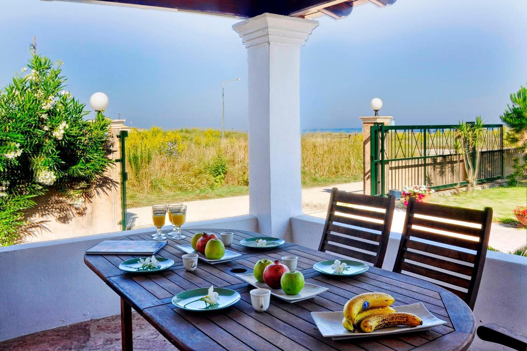 Almyra Beach House Corfu Almiros Beach ภายนอก รูปภาพ